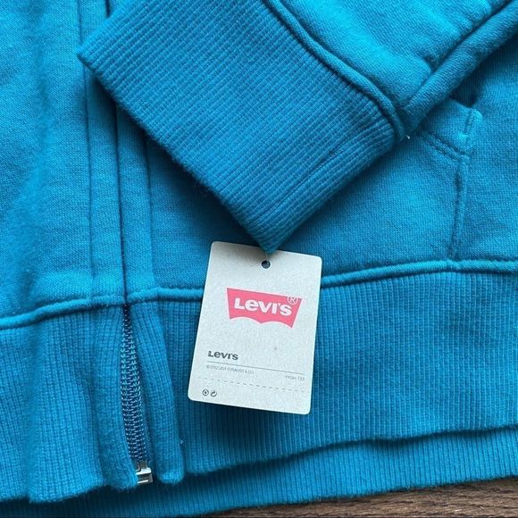 NEW Levi’s Hoodie - Picture 6 of 9